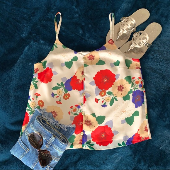 CABI Victoria Cami, Floral, Lined for Opacity, size Medium, GUC, BEAUTIFUL - Picture 2 of 16